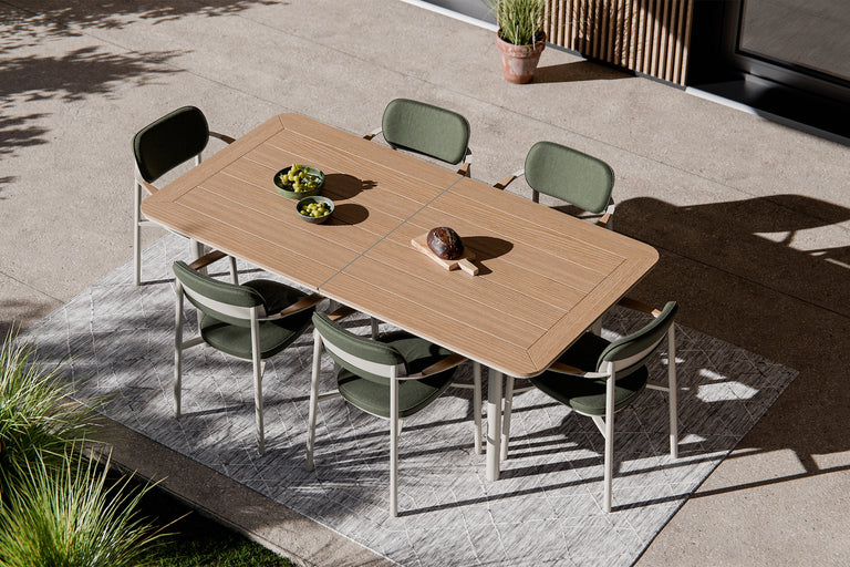 Kemo Dining Table